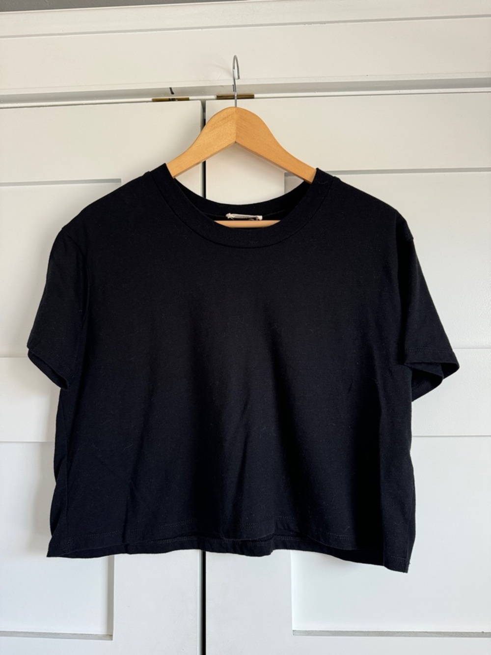 78 & Sunny (SEAS) Black Cropped Tee